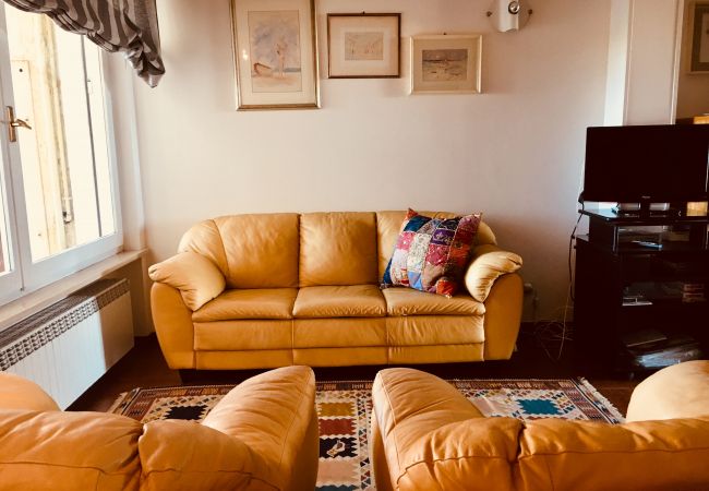 Appartamento a Sirmione - Costa D´Oro Family Apartment Appartamento a Sirmione - Costa D´Oro Family Apartment