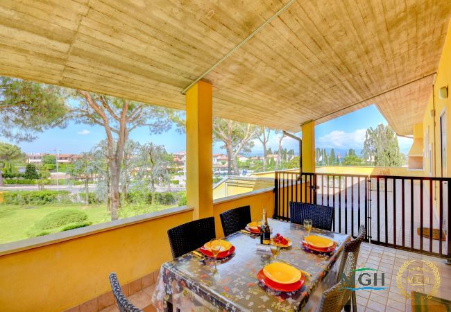 Appartamento a Sirmione - Sirmione Beach Apartment Appartamento a Sirmione - Sirmione Beach Apartment