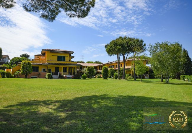 Appartamento a Sirmione - Sirmione Beach Apartment Appartamento a Sirmione - Sirmione Beach Apartment