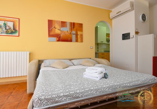 Appartamento a Sirmione - Sirmione Beach Apartment Appartamento a Sirmione - Sirmione Beach Apartment