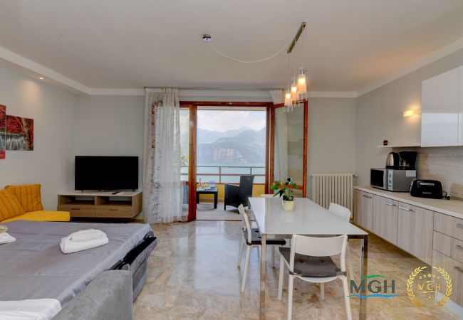 Appartamento a Malcesine - Garden Residence Malcesine Lake View Apartment 15 Appartamento a Malcesine - Garden Residence Malcesine Lake View Apartment 15