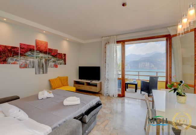 Appartamento a Malcesine - Garden Residence Malcesine Lake View Apartment 15 Appartamento a Malcesine - Garden Residence Malcesine Lake View Apartment 15