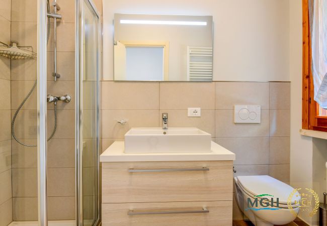 Appartamento a Malcesine - Garden Residence Malcesine Lake View Apartment 15 Appartamento a Malcesine - Garden Residence Malcesine Lake View Apartment 15
