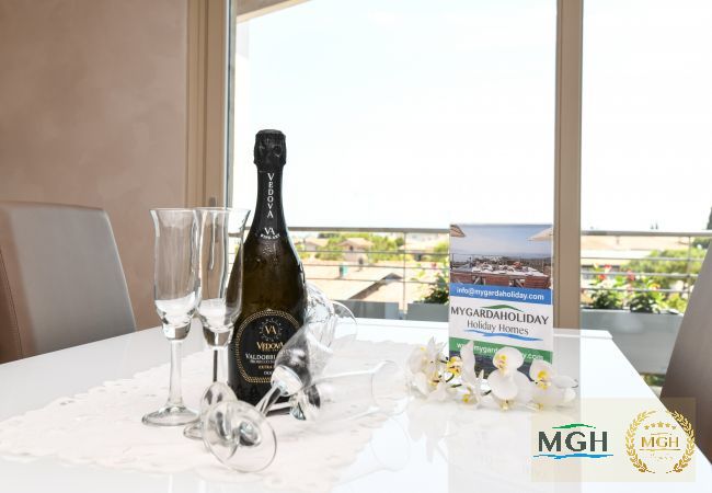 Appartamento a Sirmione - My Sirmione Lake Loft Appartamento a Sirmione - My Sirmione Lake Loft