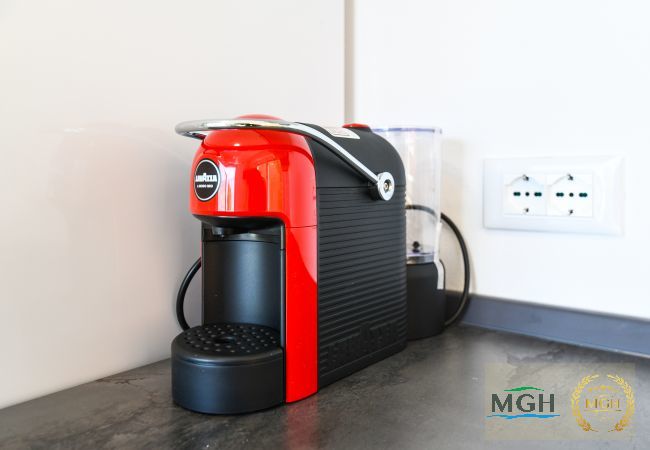 Appartamento a Brenzone - Holiday Apartments Brenzone - Studio BALDO Appartamento a Brenzone - Holiday Apartments Brenzone - Studio BALDO