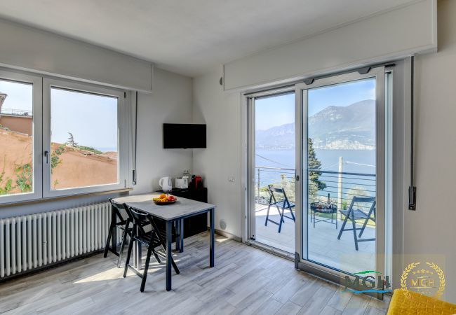 Appartamento a Brenzone - Holiday Apartments Brenzone - Studio LAGO Appartamento a Brenzone - Holiday Apartments Brenzone - Studio LAGO