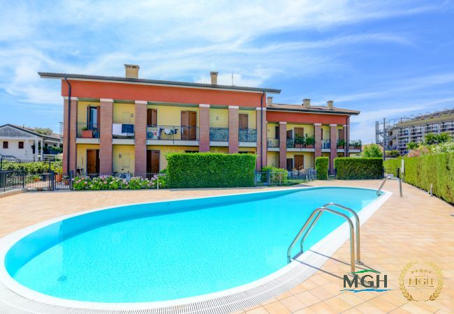 Appartamento a Peschiera del Garda - Rosa del Lago Apartment Appartamento a Peschiera del Garda - Rosa del Lago Apartment
