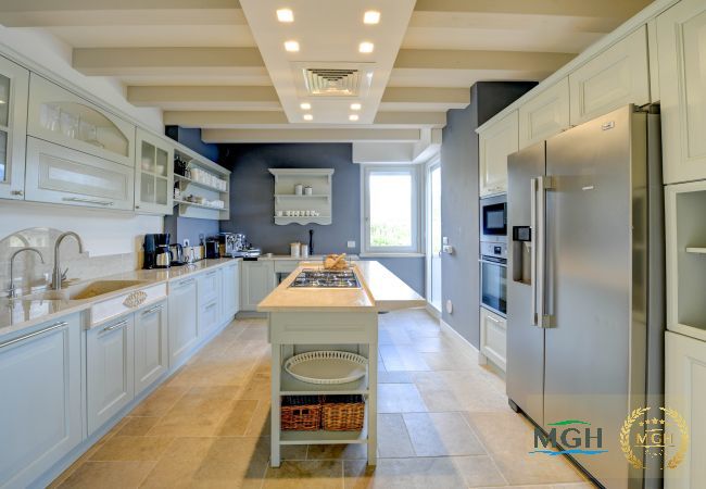 Villa a Salò - MGH Luxury - Villa Caterina Villa a Salò - MGH Luxury - Villa Caterina