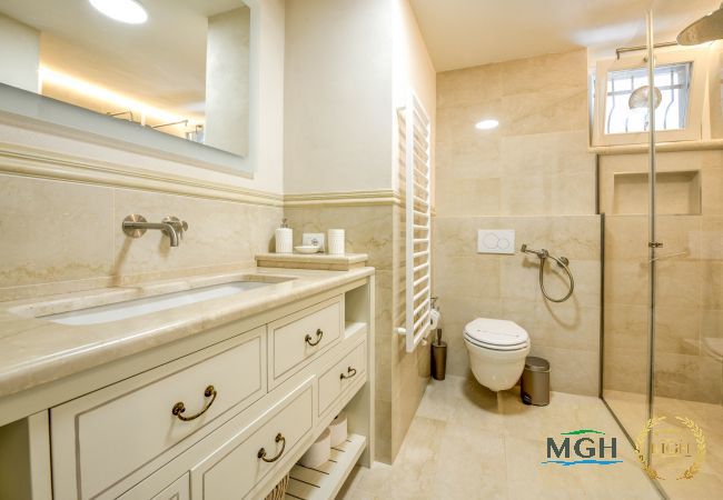 Villa a Salò - MGH Luxury - Villa Caterina Villa a Salò - MGH Luxury - Villa Caterina