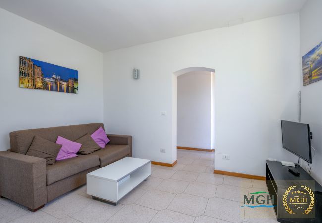 Appartamento a Malcesine - MALCESINE HOLIDAY APARTMENT Appartamento a Malcesine - MALCESINE HOLIDAY APARTMENT