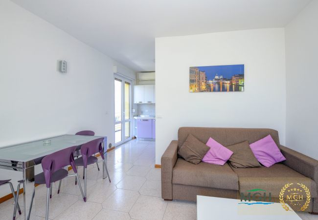 Appartamento a Malcesine - MALCESINE HOLIDAY APARTMENT Appartamento a Malcesine - MALCESINE HOLIDAY APARTMENT
