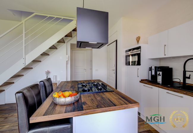 Appartamento a Peschiera del Garda - Appartamento La Luna - MGH Appartamento a Peschiera del Garda - Appartamento La Luna - MGH