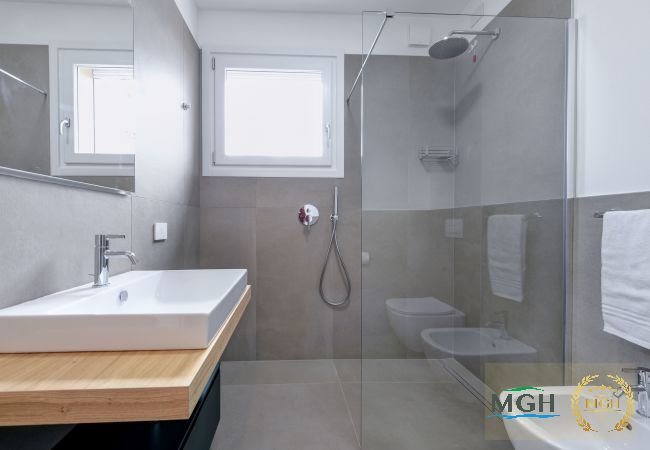 Appartamento a Peschiera del Garda - Opalia Residence - Garda Lake Lifestyle Apartment Appartamento a Peschiera del Garda - Opalia Residence - Garda Lake Lifestyle Apartment