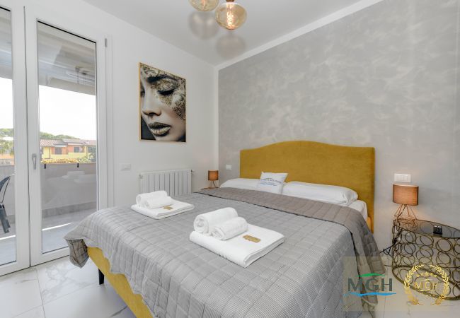 Appartamento a Sirmione - MGH Porto Deluxe Apartment Appartamento a Sirmione - MGH Porto Deluxe Apartment