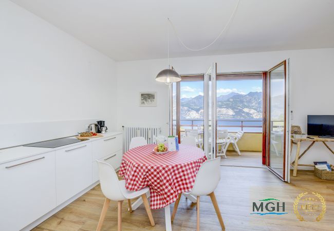 Appartamento a Malcesine - Garden Residence Malcesine Lake View Apartment 41 Appartamento a Malcesine - Garden Residence Malcesine Lake View Apartment 41
