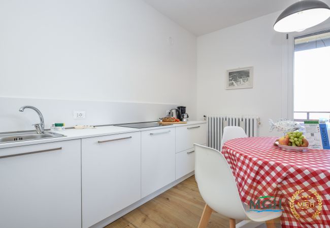 Appartamento a Malcesine - Garden Residence Malcesine Lake View Apartment 41 Appartamento a Malcesine - Garden Residence Malcesine Lake View Apartment 41