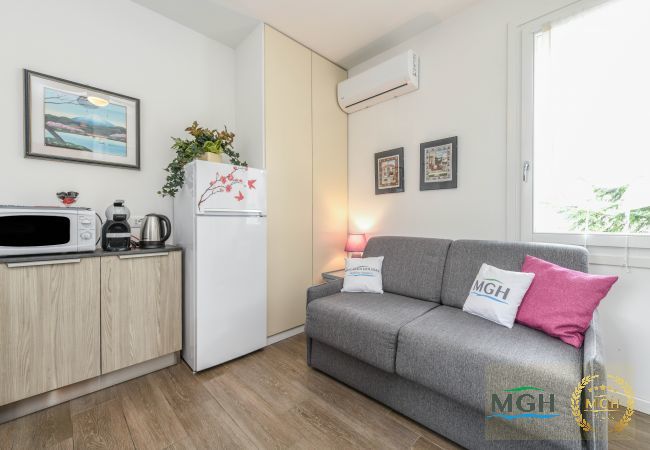 Appartamento a Peschiera del Garda - MGH - Apartment Bouganville Appartamento a Peschiera del Garda - MGH - Apartment Bouganville