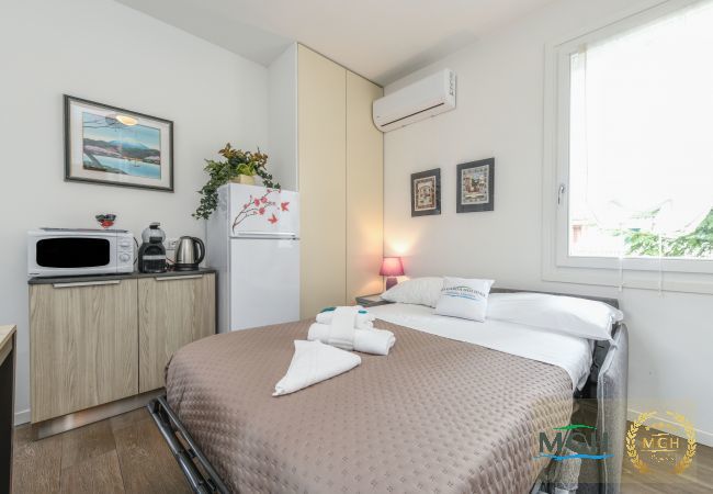 Appartamento a Peschiera del Garda - MGH - Apartment Bouganville Appartamento a Peschiera del Garda - MGH - Apartment Bouganville