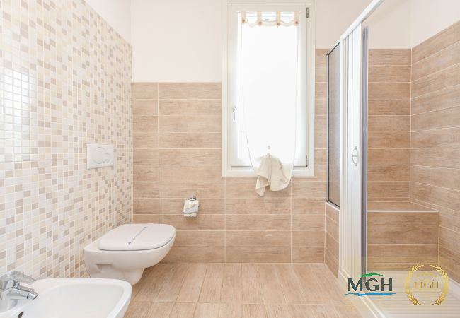 Appartamento a Peschiera del Garda - MGH - Apartment Bouganville Appartamento a Peschiera del Garda - MGH - Apartment Bouganville