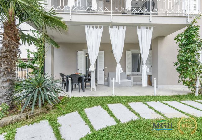 Appartamento a Peschiera del Garda - MGH - Apartment Rosa Appartamento a Peschiera del Garda - MGH - Apartment Rosa