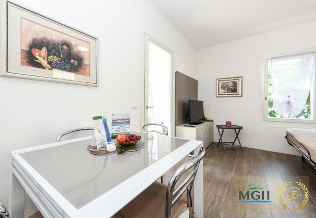 Appartamento a Peschiera del Garda - MGH - Apartment Rosa Appartamento a Peschiera del Garda - MGH - Apartment Rosa