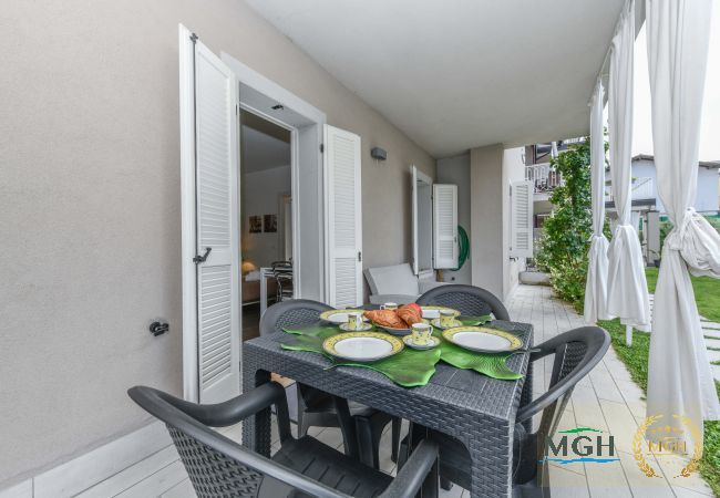 Appartamento a Peschiera del Garda - MGH - Apartment Rosa Appartamento a Peschiera del Garda - MGH - Apartment Rosa