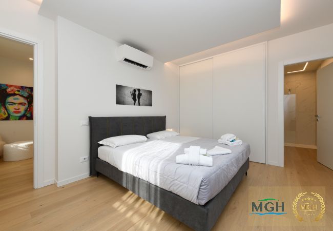 Villa a Desenzano del Garda - MGH Luxury - Villa Celeste Villa a Desenzano del Garda - MGH Luxury - Villa Celeste