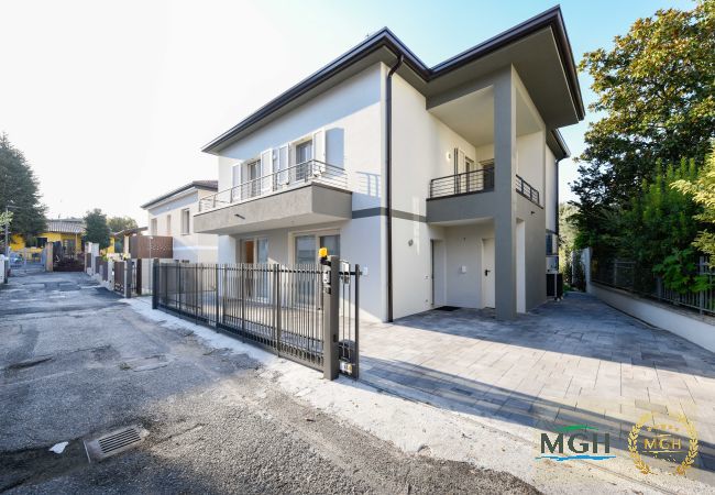 Villa a Desenzano del Garda - MGH Luxury - Villa Celeste Villa a Desenzano del Garda - MGH Luxury - Villa Celeste