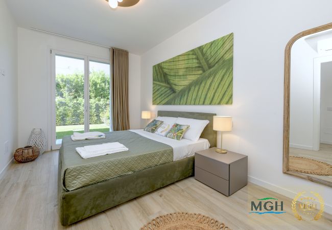 Appartamento a Desenzano del Garda - MGH Luxury - Vivere il Lago C05 Appartamento a Desenzano del Garda - MGH Luxury - Vivere il Lago C05