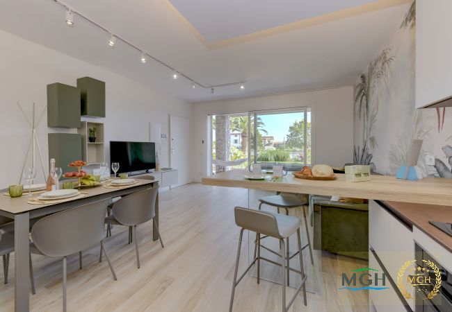 Appartamento a Desenzano del Garda - MGH Luxury - Vivere il Lago C05 Appartamento a Desenzano del Garda - MGH Luxury - Vivere il Lago C05