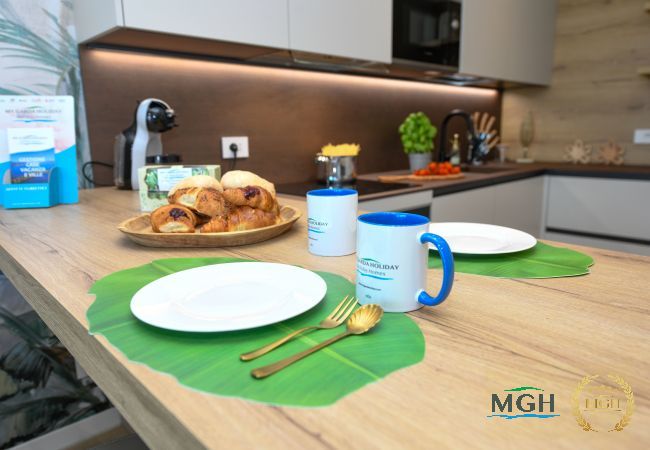 Appartamento a Desenzano del Garda - MGH Luxury - Vivere il Lago C05 Appartamento a Desenzano del Garda - MGH Luxury - Vivere il Lago C05