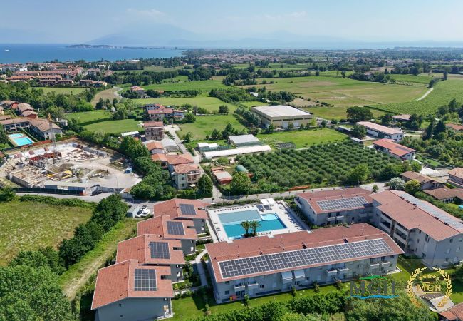 Appartamento a Desenzano del Garda - MGH Luxury - Vivere il Lago C05 Appartamento a Desenzano del Garda - MGH Luxury - Vivere il Lago C05
