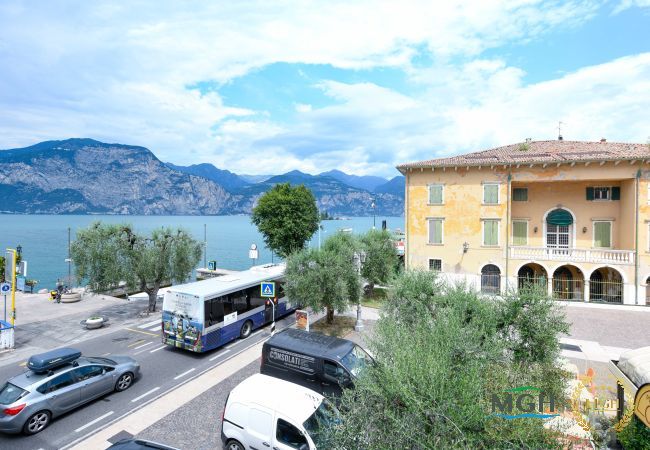 Appartamento a Brenzone - Charm Lakefront Apartment Panorama MGH Appartamento a Brenzone - Charm Lakefront Apartment Panorama MGH