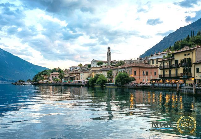 Appartamento a Brenzone - Charm Lakefront Penthouse MGH Appartamento a Brenzone - Charm Lakefront Penthouse MGH