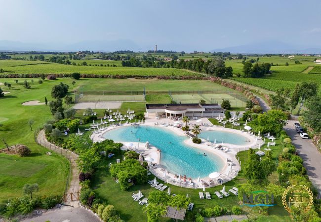 Appartamento a Pozzolengo - Green Living Apartment Chervo Golf Resort Appartamento a Pozzolengo - Green Living Apartment Chervo Golf Resort