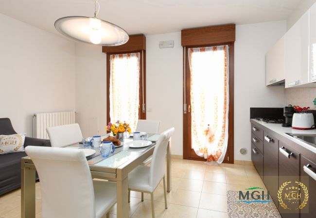 Appartamento a Peschiera del Garda - Appartamento Michelangelo Peschiera Appartamento a Peschiera del Garda - Appartamento Michelangelo Peschiera