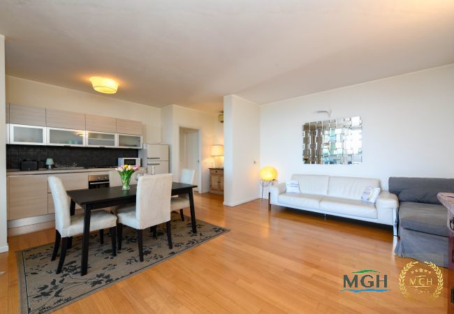 Appartamento a Peschiera del Garda - MGH Luxury -Residenza La Perla Peschiera Lakefront Appartamento a Peschiera del Garda - MGH Luxury -Residenza La Perla Peschiera Lakefront