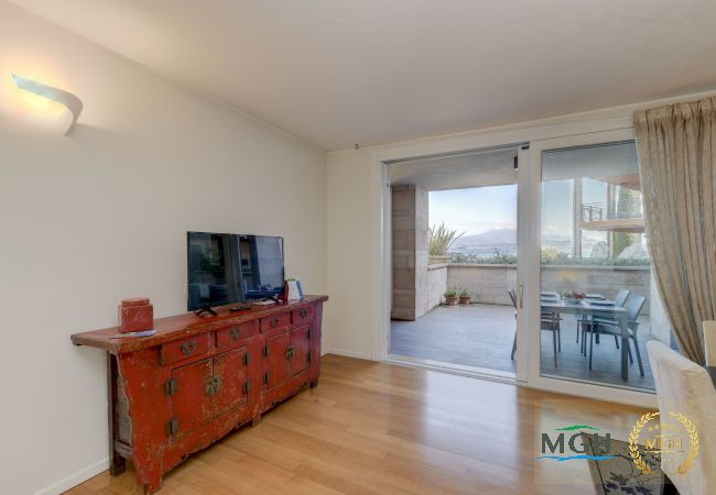 Appartamento a Peschiera del Garda - MGH Luxury -Residenza La Perla Peschiera Lakefront Appartamento a Peschiera del Garda - MGH Luxury -Residenza La Perla Peschiera Lakefront