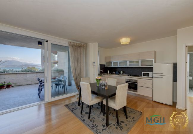 Appartamento a Peschiera del Garda - MGH Luxury -Residenza La Perla Peschiera Lakefront Appartamento a Peschiera del Garda - MGH Luxury -Residenza La Perla Peschiera Lakefront