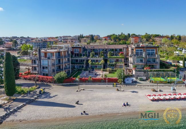 Appartamento a Peschiera del Garda - MGH Luxury -Residenza La Perla Peschiera Lakefront Appartamento a Peschiera del Garda - MGH Luxury -Residenza La Perla Peschiera Lakefront