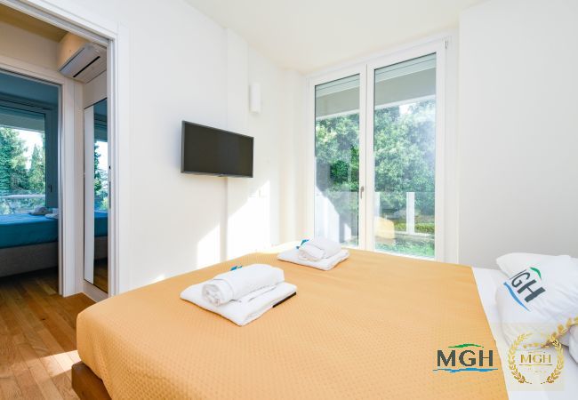 Appartamento a Gardone Riviera - MGH - Lake & Love Apartment Appartamento a Gardone Riviera - MGH - Lake & Love Apartment