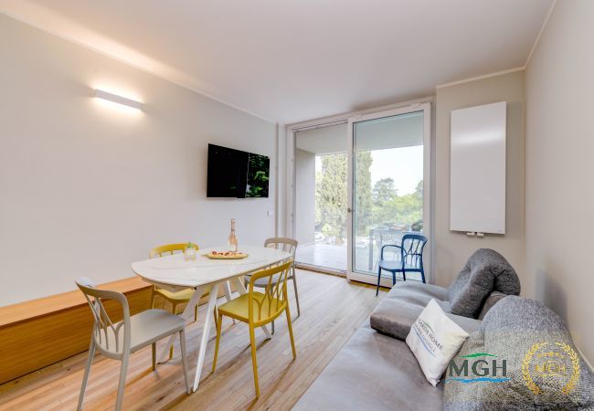 Appartamento a Gardone Riviera - MGH - Lake & Love Apartment Appartamento a Gardone Riviera - MGH - Lake & Love Apartment