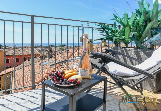 Appartamento a Toscolano-Maderno - Palazzo Garda - Lakeview Penthouse 5 Appartamento a Toscolano-Maderno - Palazzo Garda - Lakeview Penthouse 5