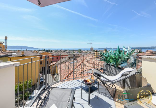 Appartamento a Toscolano-Maderno - Palazzo Garda - Lakeview Penthouse 5 Appartamento a Toscolano-Maderno - Palazzo Garda - Lakeview Penthouse 5