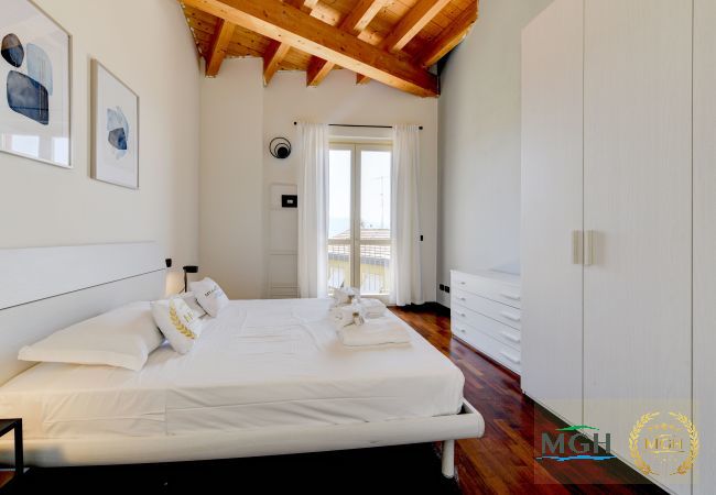 Appartamento a Toscolano-Maderno - Palazzo Garda - Lakeview Penthouse 5 Appartamento a Toscolano-Maderno - Palazzo Garda - Lakeview Penthouse 5