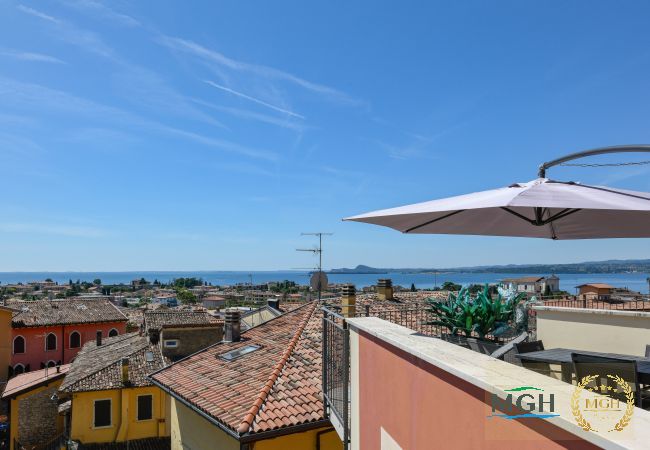 Appartamento a Toscolano-Maderno - Palazzo Garda - Lakeview Penthouse 5 Appartamento a Toscolano-Maderno - Palazzo Garda - Lakeview Penthouse 5