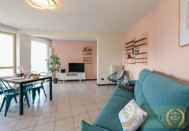 Appartamento a Toscolano-Maderno - Palazzo Garda - Modern Lake Apartment 3 Appartamento a Toscolano-Maderno - Palazzo Garda - Modern Lake Apartment 3
