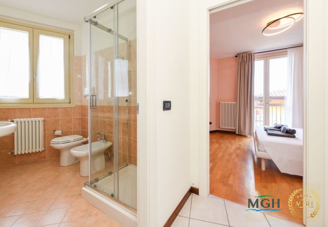 Appartamento a Toscolano-Maderno - Palazzo Garda - Modern Lake Apartment 3 Appartamento a Toscolano-Maderno - Palazzo Garda - Modern Lake Apartment 3