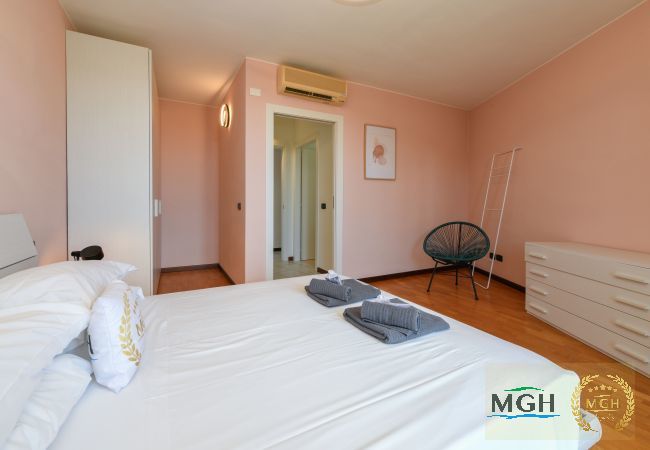 Appartamento a Toscolano-Maderno - Palazzo Garda - Modern Lake Apartment 3 Appartamento a Toscolano-Maderno - Palazzo Garda - Modern Lake Apartment 3