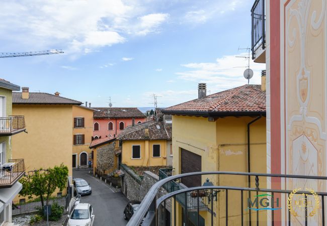 Appartamento a Toscolano-Maderno - Palazzo Garda - Modern Lake Apartment 3 Appartamento a Toscolano-Maderno - Palazzo Garda - Modern Lake Apartment 3